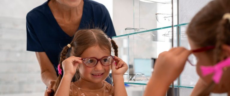 Signs or Risk Factors for Eye Disease