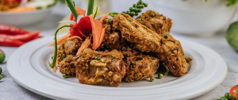 Cookies with chocolate cubes without white sugar