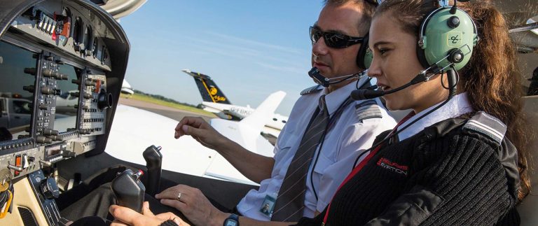 Steps to becoming a commercial airline pilot License