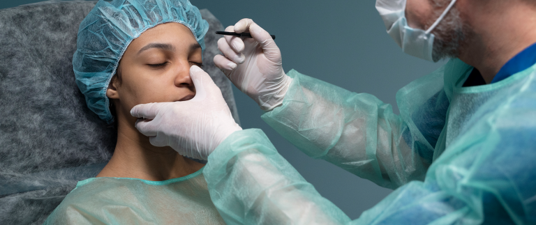 Organic cosmetics that every woman must have in her drawer